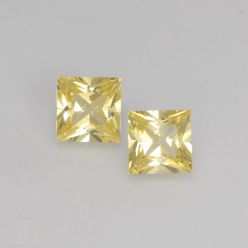Achetez naturel 0.40ct Jaune Toscane Saphir gems, Carré, En provenance Tanzanie chez GemSelect. En stock, livraison internationale!