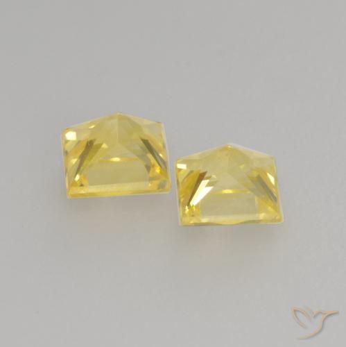 Shop natural 0.66ct Jaune Toscane Saphir gems, Carré, from Tanzanie at GemSelect. In stock, global shipping!