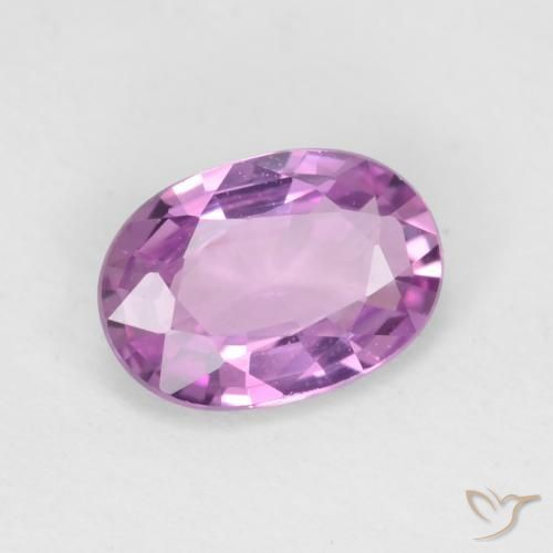 Saphir Pourpre rosâtre intense naturelle ovale, 0.73 ct, VVS-VS