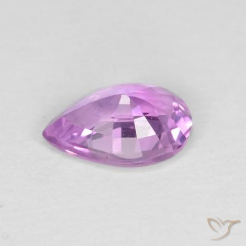 Saphir Pourpre moyen naturelle En forme de poire, 0.59 ct, VVS-VS