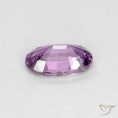 Saphir Magenta naturelle ovale, 0.40 ct, VS
