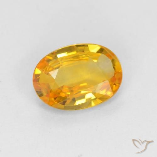 Saphir Doré naturelle ovale, 0.62 ct, VVS-VS