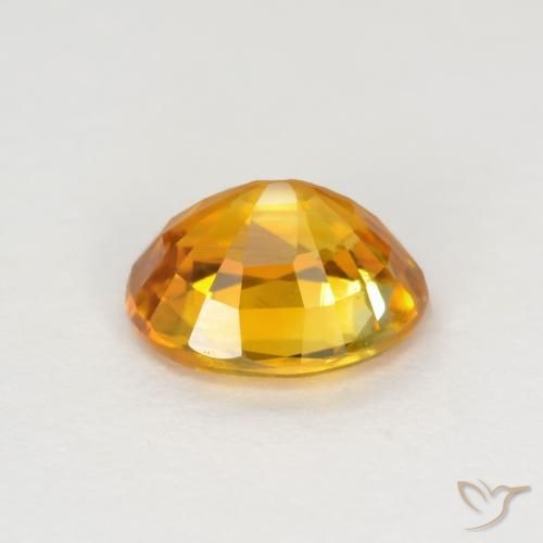 Saphir Orange moyen naturelle ovale, 0.74 ct, VS