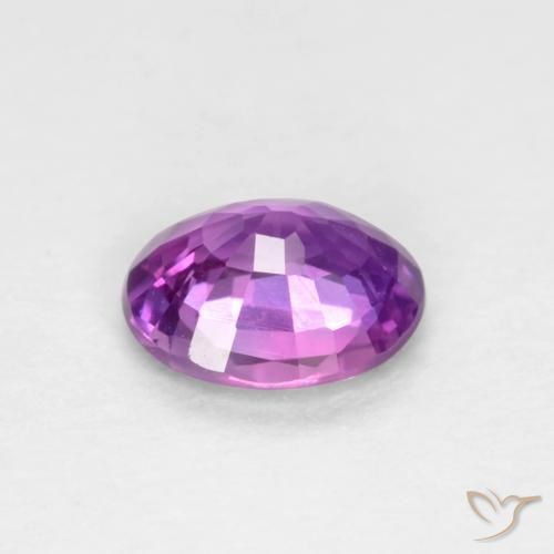 Saphir Pourpre intense naturelle ovale, 0.39 ct, VS