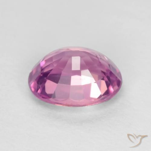 Saphir Pourpre moyen naturelle ovale, 0.67 ct, VS