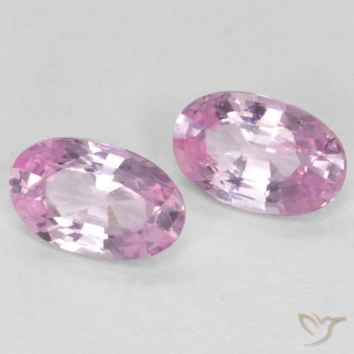 Shop natural 0.55ct Rose pourpre royal très clair Saphir gems, ovale, from Tanzanie at GemSelect. In stock, global shipping!
