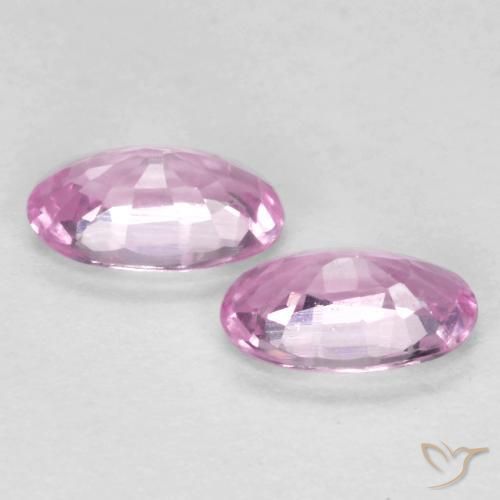 Shop natural 0.55ct Rose pourpre royal très clair Saphir gems, ovale, from Tanzanie at GemSelect. In stock, global shipping!