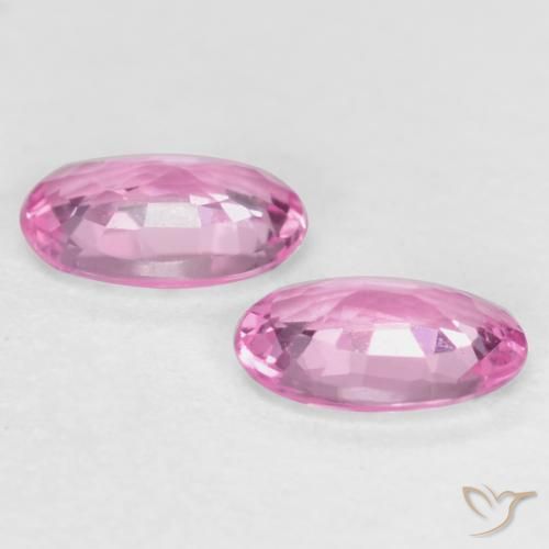 Shop natural 0.51ct Pourpre intense Saphir gems, ovale, from Tanzanie at GemSelect. In stock, global shipping!