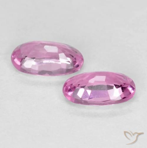 Shop natural 0.56ct Pourpre moyen Saphir gems, ovale, from Tanzanie at GemSelect. In stock, global shipping!