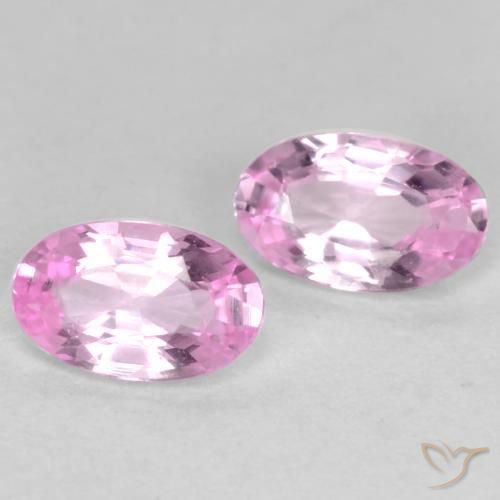 Shop natural 0.51ct Pourpre moyen Saphir gems, ovale, from Tanzanie at GemSelect. In stock, global shipping!