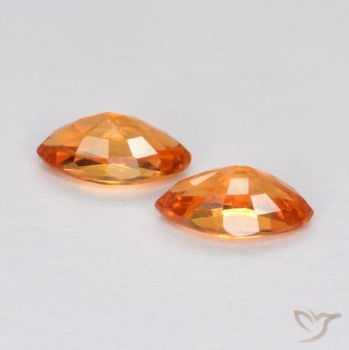 Shop natural 0.41ct Orange moyen Saphir gems, Marquise, from Tanzanie at GemSelect. In stock, global shipping!