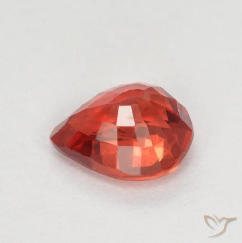 Saphir Rouge moyen naturelle En forme de poire, 0.39 ct, VS