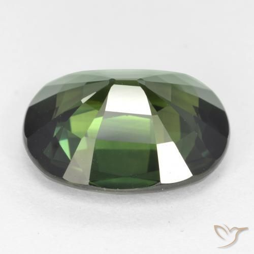 Saphir Vert frais naturelle ovale, 6.25 ct, VVS
