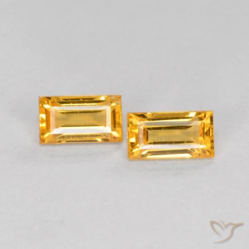 0.52ctw Naturel Orange doré profond Saphir, Baquette, VS