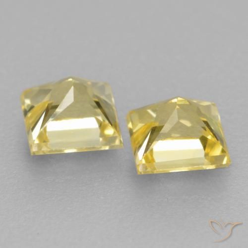 Shop natural 0.50ct Jaune moyen-léger Saphir gems, Carré, from Tanzanie at GemSelect. In stock, global shipping!