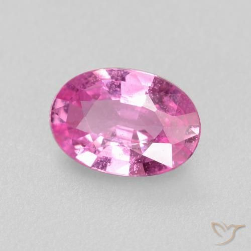 Saphir Pourpre moyen naturelle ovale, 0.51 ct, VS-SI