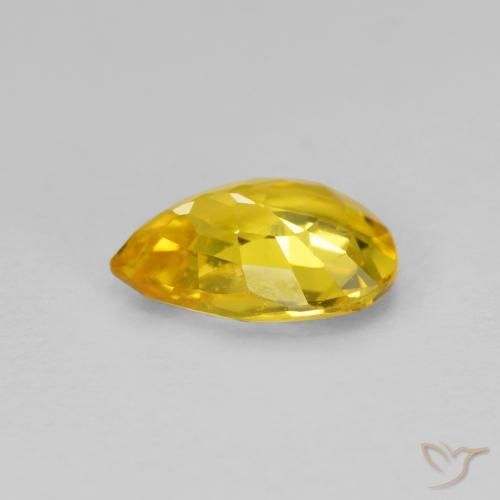 Saphir Doré moyen naturelle En forme de poire, 0.64 ct, VS