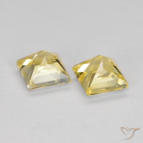 Shop natural 0.73ct Jaune Toscane Saphir gems, Carré, from Tanzanie at GemSelect. In stock, global shipping!