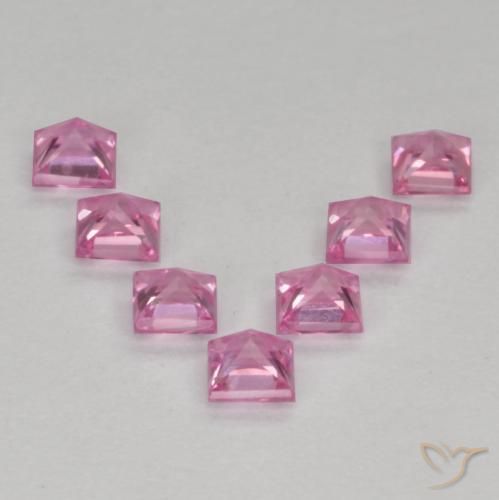 Shop natural 0.61ct Rose pourpre royal très clair Saphir gems, Carré, from Tanzanie at GemSelect. In stock, global shipping!