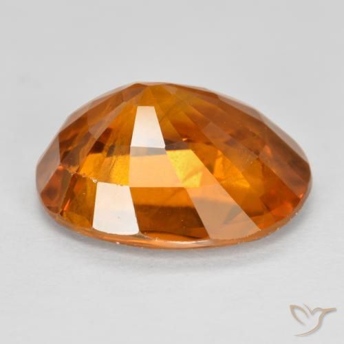 Saphir Orange foncé naturelle ovale, 5.58 ct, VS-SI