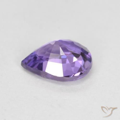Saphir Violet intense naturelle En forme de poire, 0.66 ct, VS-SI