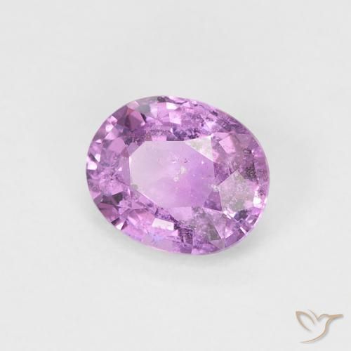 Saphir Pourpre moyen naturelle ovale, 0.74 ct, VS-SI