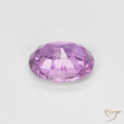 Saphir Pourpre moyen naturelle ovale, 0.74 ct, VS-SI