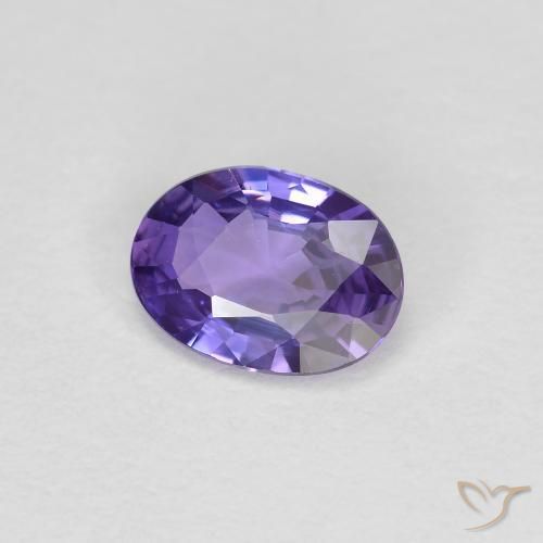 Saphir Violet foncé naturelle ovale, 0.42 ct, VVS-VS