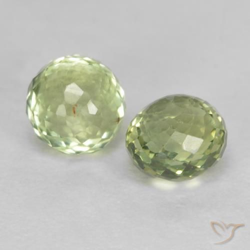 Shop natural 1.06ct Vert sauge très clair Saphir gems, Tour, from Tanzanie at GemSelect. In stock, global shipping!