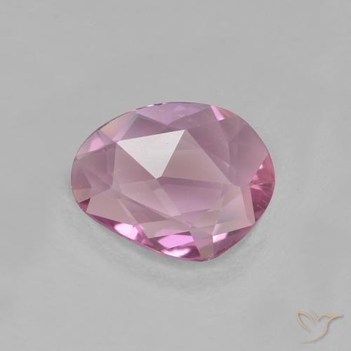 Saphir Rose moyen-léger naturelle Fantaisie, 0.77 ct, VVS