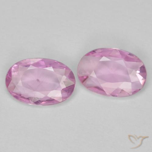 Shop natural 0.72ct Rose pourpre royal très clair Saphir gems, ovale, from Tanzanie at GemSelect. In stock, global shipping!