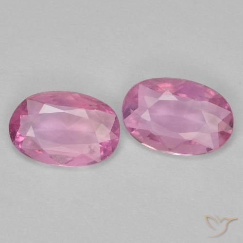 Shop natural 0.73ct Rose pourpre royal très clair Saphir gems, ovale, from Tanzanie at GemSelect. In stock, global shipping!