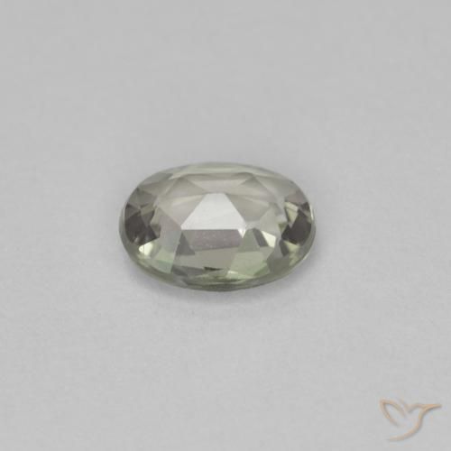 Saphir Vert terreux naturelle ovale, 0.73 ct, VVS-VS