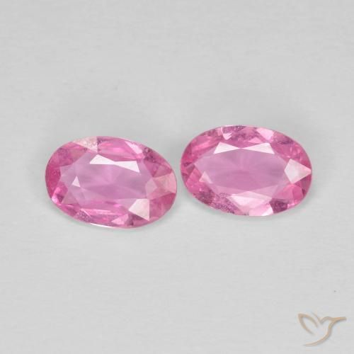 Shop natural 0.73ct Rose pourpre royal Saphir gems, ovale, from Madagascar at GemSelect. In stock, global shipping!