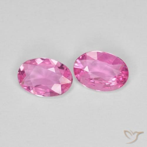 Shop natural 0.78ct Rose pourpre royal Saphir gems, ovale, from Madagascar at GemSelect. In stock, global shipping!