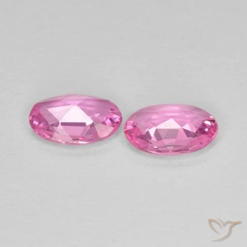 Shop natural 0.78ct Rose pourpre royal Saphir gems, ovale, from Madagascar at GemSelect. In stock, global shipping!