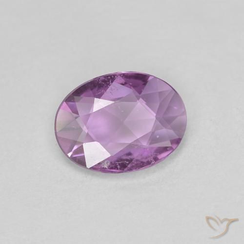 Saphir Pourpre lilas naturelle ovale, 0.65 ct, VS