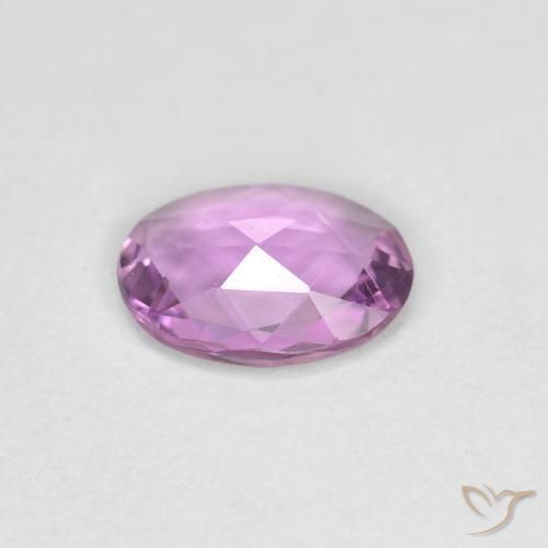 Saphir Pourpre moyen-léger naturelle ovale, 0.51 ct, VVS-VS