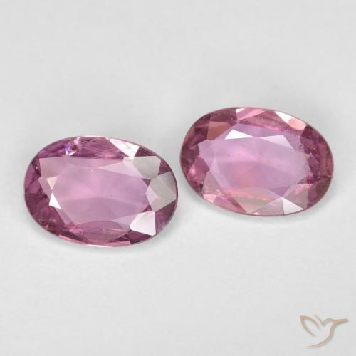 Shop natural 1.56ct Pourpre moyen Saphir gems, ovale, from Tanzanie at GemSelect. In stock, global shipping!