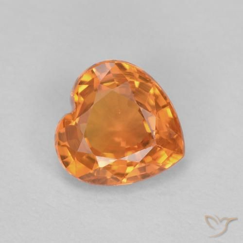 Saphir Orange vif naturelle Cœur, 0.48 ct, VVS