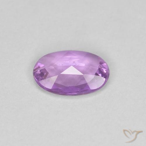 Saphir Pourpre moyen naturelle ovale, 0.35 ct, VS