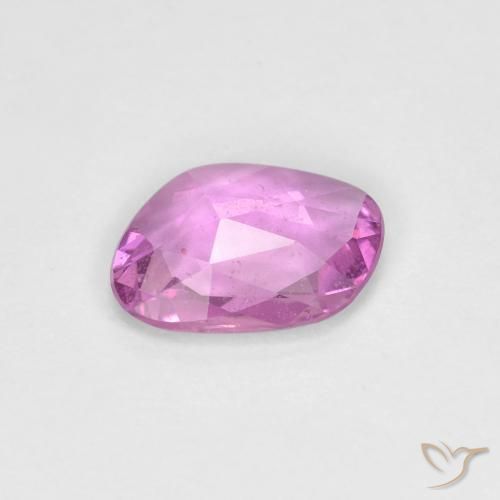 Saphir Pourpre rosâtre intense naturelle Fantaisie, 0.72 ct, VS