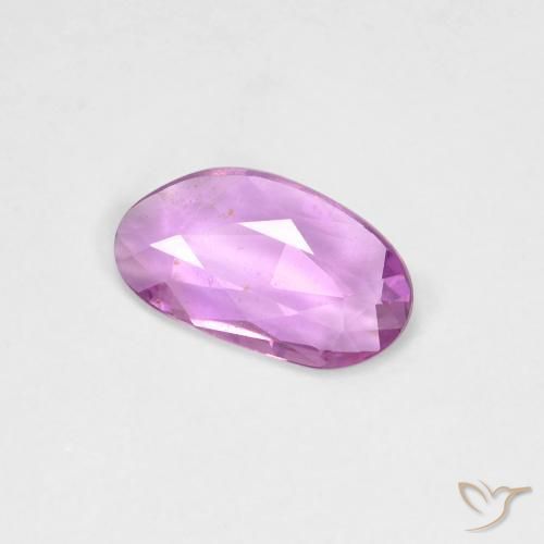 Saphir Pourpre moyen naturelle Fantaisie, 0.69 ct, VS