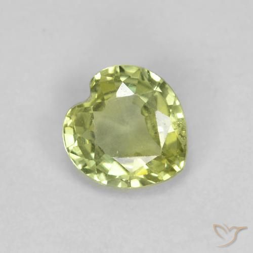 Saphir Vert lime pâle naturelle Cœur, 0.39 ct, VS