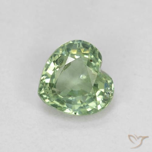 Saphir Vert sauge léger naturelle Cœur, 0.48 ct, VS
