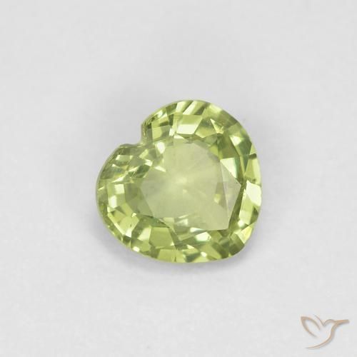 Saphir Vert chaud naturelle Cœur, 0.39 ct, VVS-VS