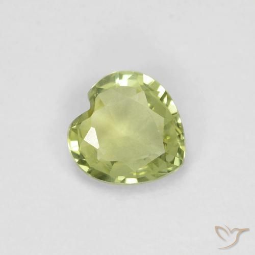 Saphir Vert moyen naturelle Cœur, 0.35 ct, VVS