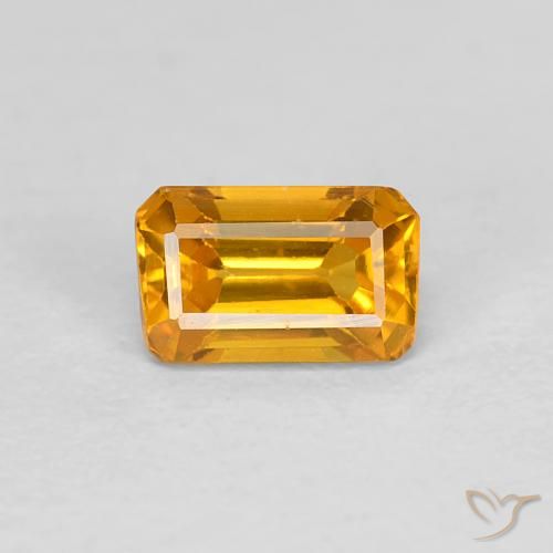 Saphir doré naturelle taille émeraude, 0,50 ct, VVS