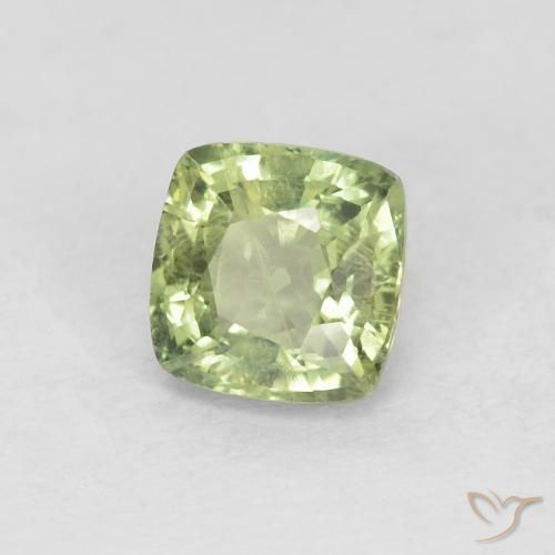 Saphir Vert foncé pâle naturelle Coussin, 0.79 ct, VS