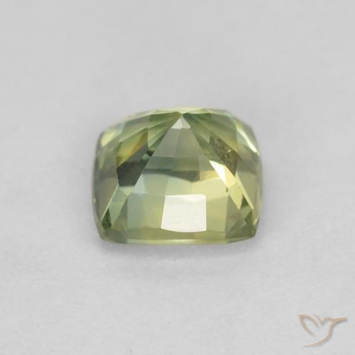 Saphir Vert clair naturelle Coussin, 0.87 ct, VVS-VS